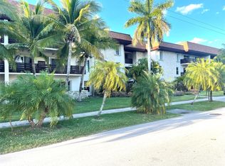 7477 SW 82nd St APT C318, Miami, FL 33143