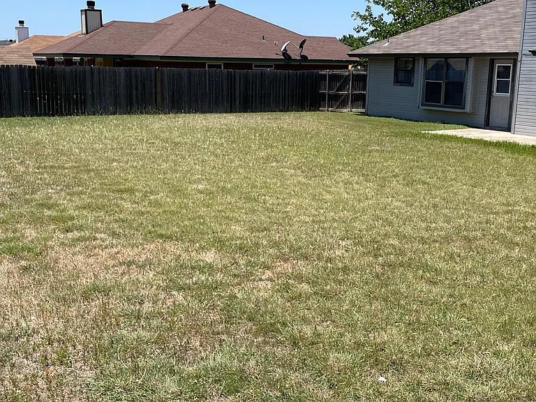 4208 Shagbark Dr — Photo 22