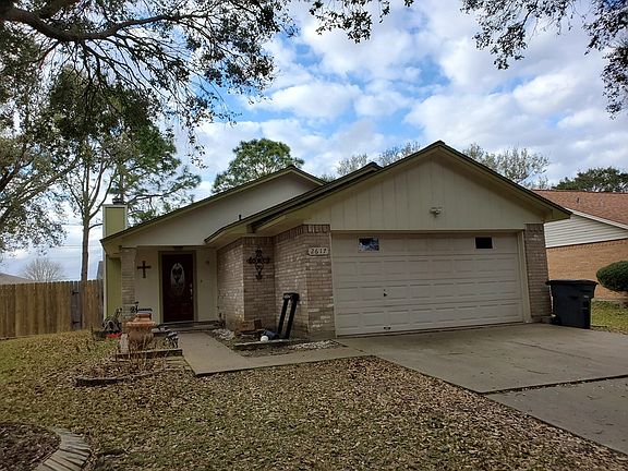 3rd image of 2617 La Mesa St