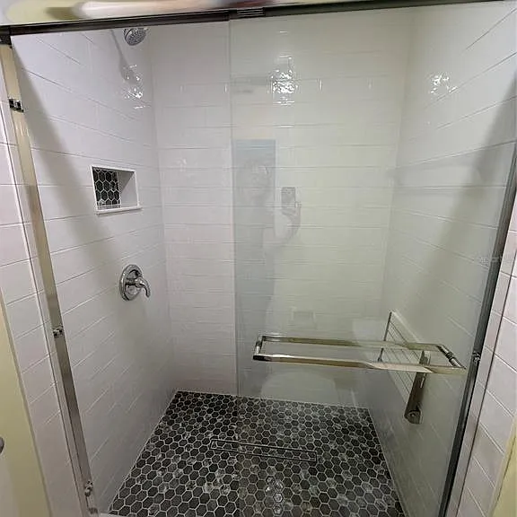 442 Meadowood Blvd — Photo 27