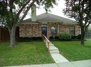 2242 Arbor Creek Dr, Carrollton, TX 75010