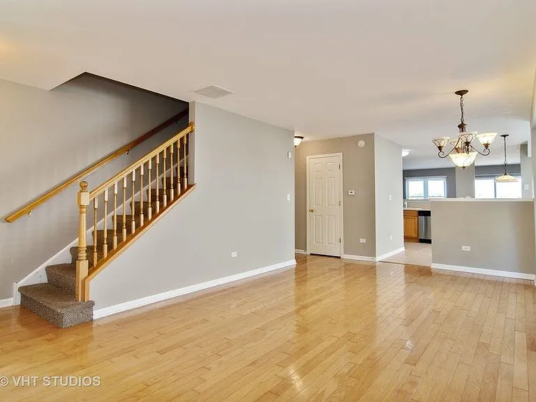 2848 Providence Ln — Photo 3