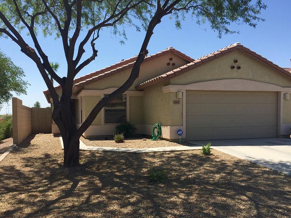 1st image of 44071 W Cypress Ln