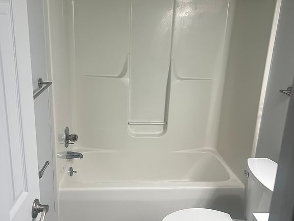5th image of 1105 Greenville Blvd SW #3
