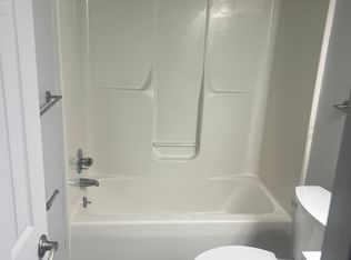 1055 SW Greenville Blvd #102, Greenville, NC 27834