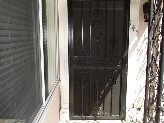 3rd image of 147 S Avon St