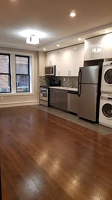 Rented by Bruma Realty LLC | media 27