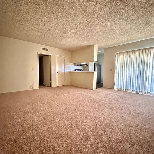 1325 Lyndon St #6 Photo 1