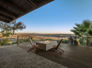 2110 Crest Dr, Encinitas, CA 92024