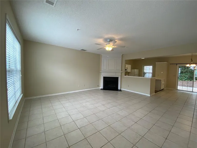 1285 Kilmington Ct — Photo 6