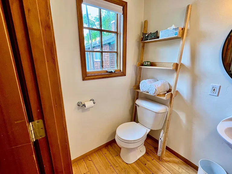 38 Shasta Pl #2 — Photo 16