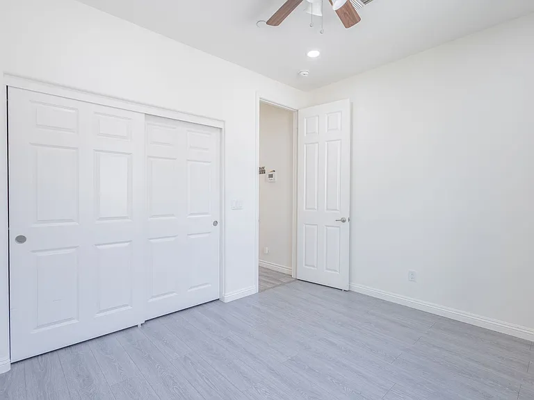 16220 Retreat Ct — Photo 20