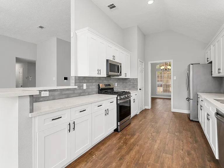 10806 Sutter Ranch Cir — Photo 8