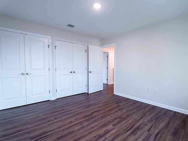 97 Main St #6 — Photo 8
