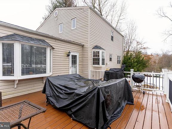 3rd image of 2732 Valley Woods Rd