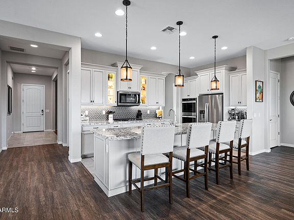 5th image of 42122 W Rosewood Lane