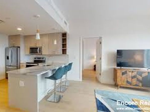 153 Brighton Ave #303