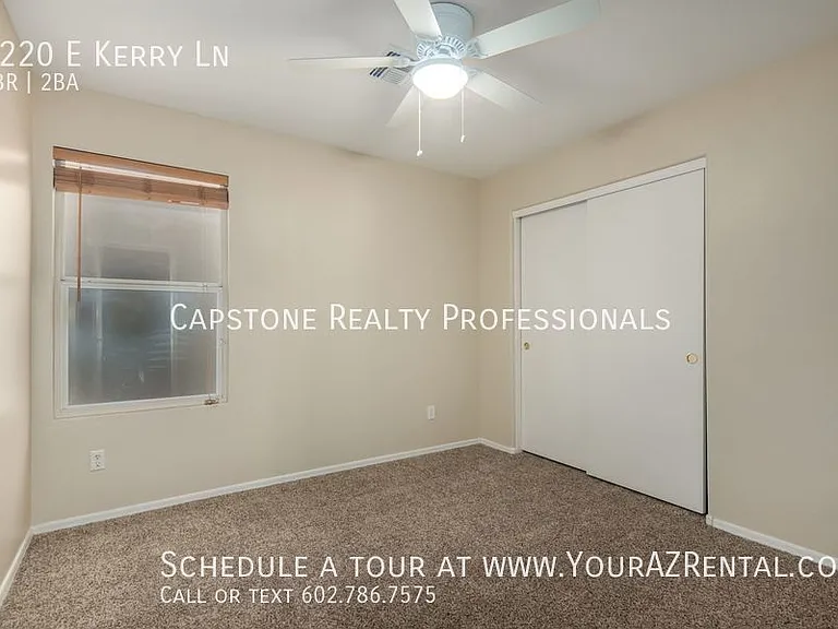 3220 E Kerry Ln — Photo 14