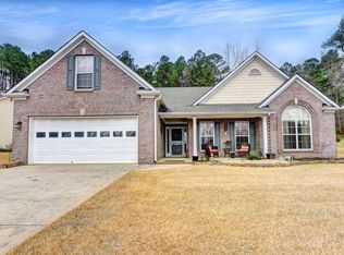 882 Fairmont Park Dr, Dacula, GA 30019