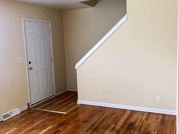 4th image of 4478 Redman Ave APT O