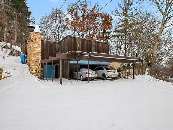 2nd image of 1443 Mount Mercy Dr NW