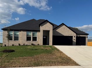 5001 E Sugarloaf St, Siloam Springs, AR 72761