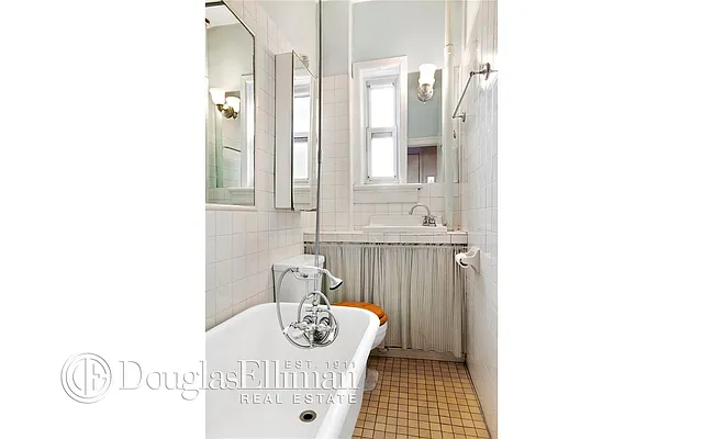 Rented by Douglas Elliman | media 5