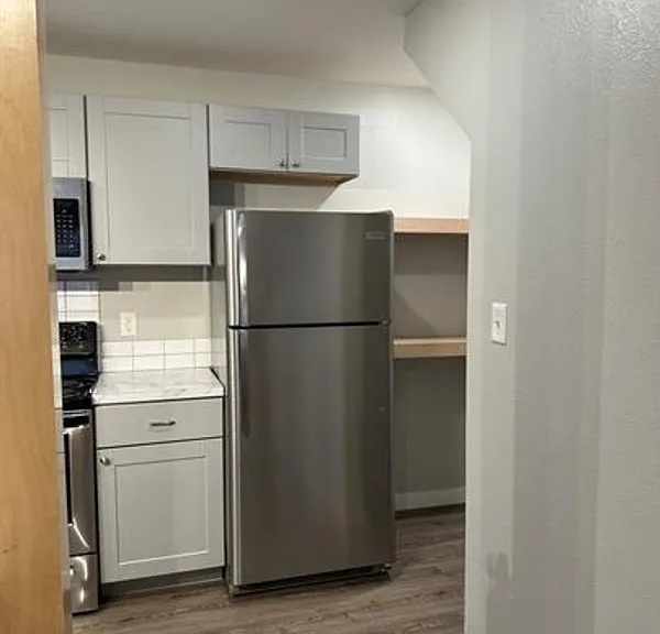 1311 Tennessee St #7 — Photo 2