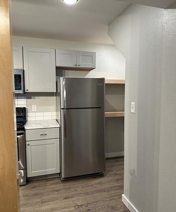 2nd image of 1311 Tennessee St APT 7