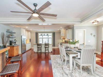 40 Oak Ridge St #1, Greenwich, CT, 06830