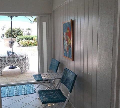 Cabana interior