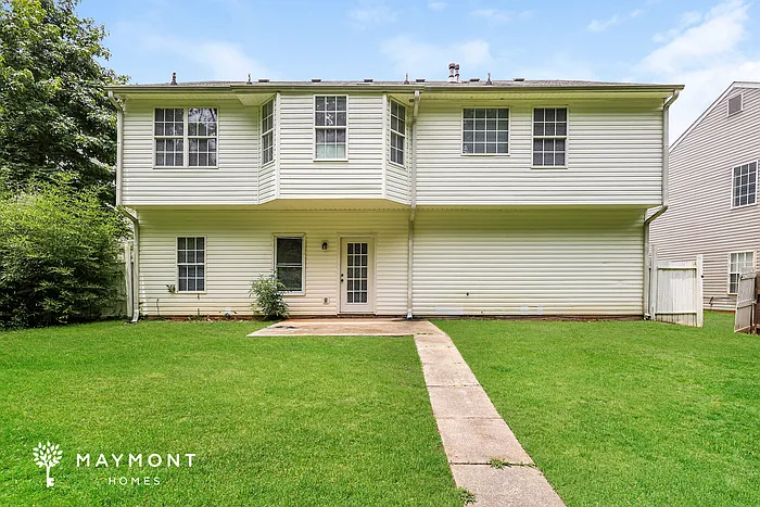 6055 Yellowood Ct — Photo 15