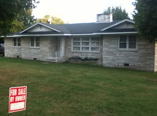 200 Walton Ave, Lafayette, TN 37083