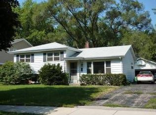 6010 Osage Ave, Downers Grove, IL 60516