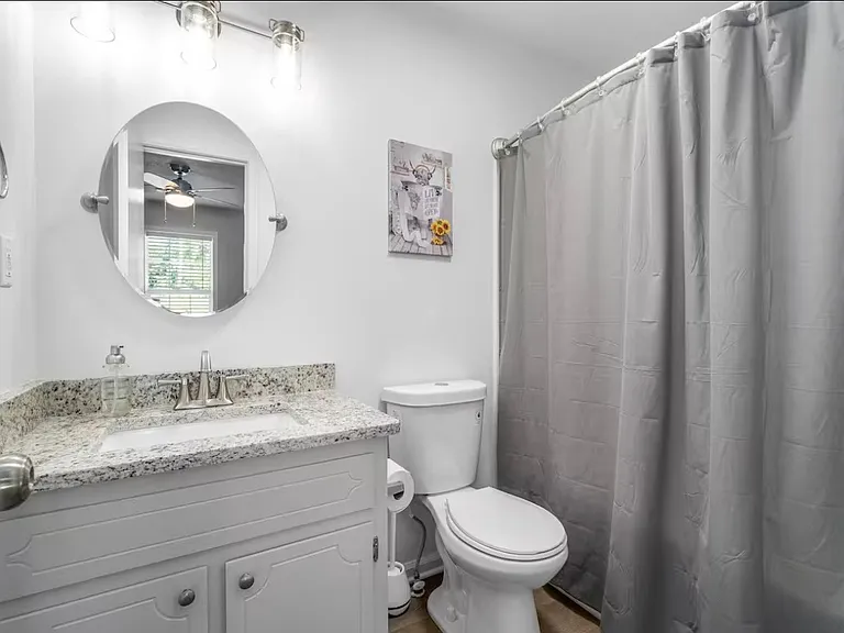 713 Princeton Cir — Photo 22
