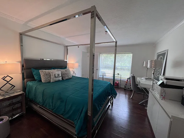 11831 Derbyshire Dr — Photo 19
