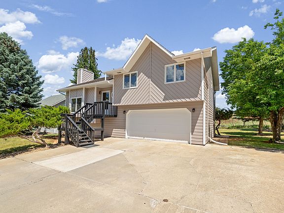 5th image of 3704 Meadowbrook Dr