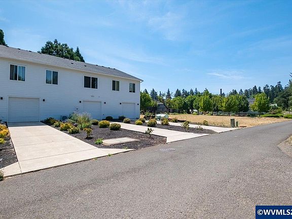 3rd image of 3751 Village Center Dr SE