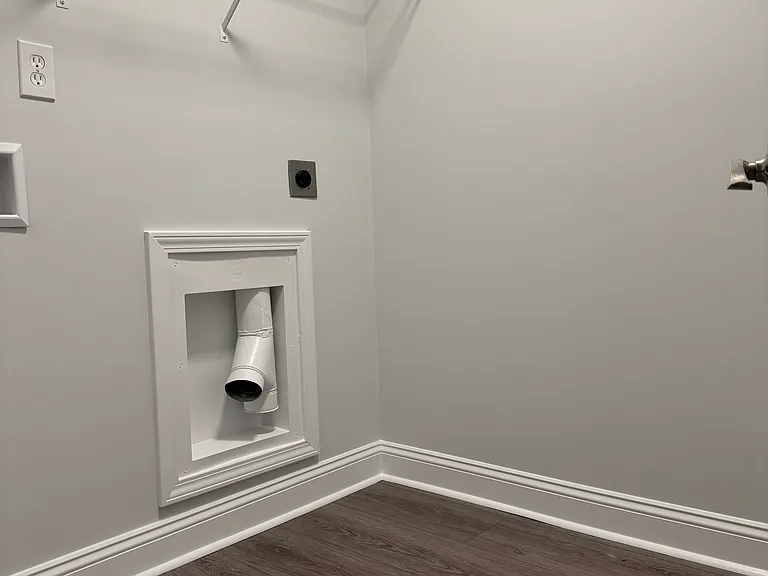 131 Brookslanding Dr — Photo 6