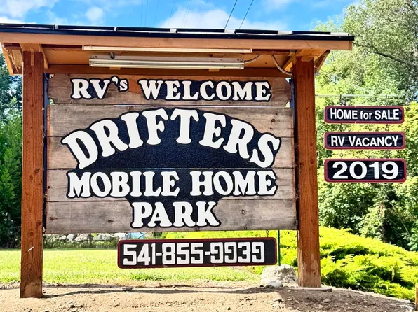2019 Rogue River Hwy Unit 10, Gold Hill, OR 97525