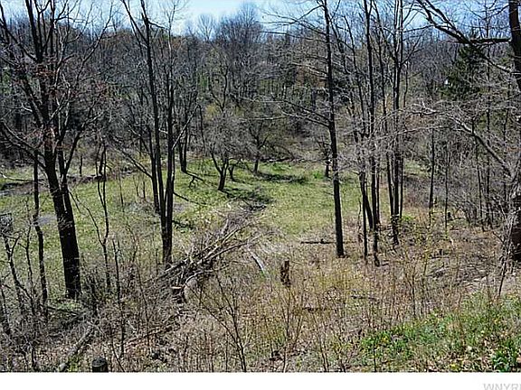 3rd image of 371 Hilltop Dr