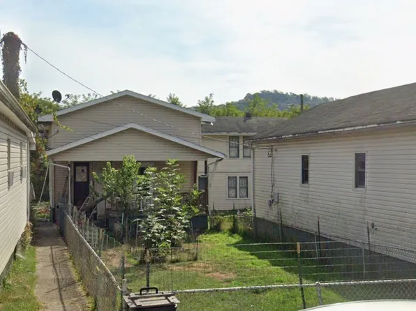 811 Park St, Martins Ferry, OH 43935