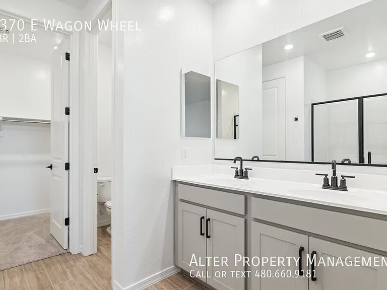 2370 E Wagon Wheel Ln — Photo 23