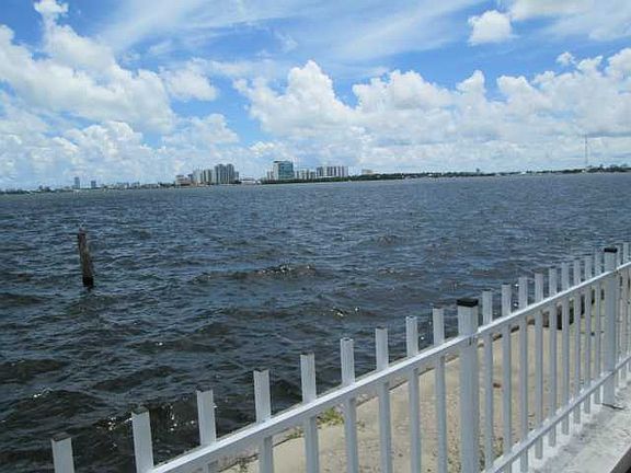 3rd image of 9179 N Bayshore Dr