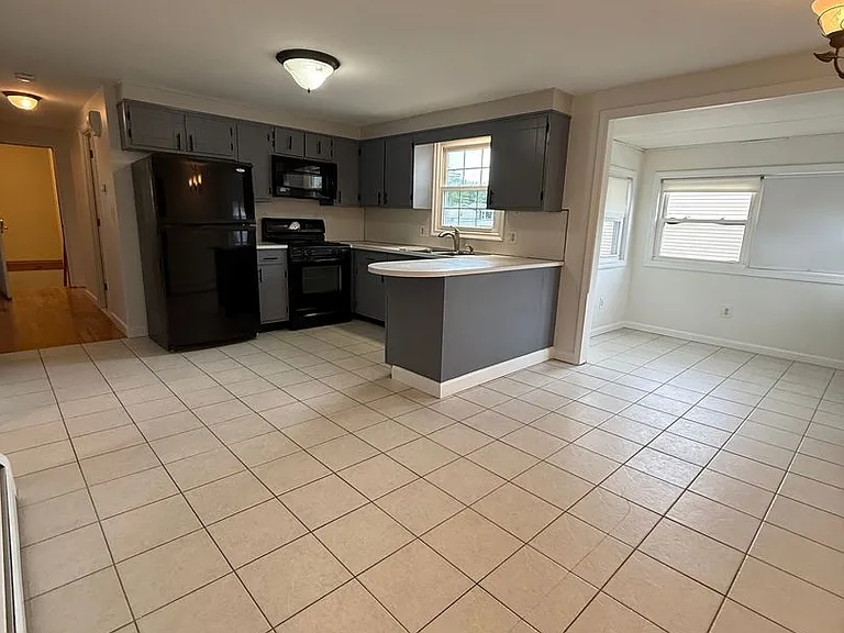 27 Janet Dr — Photo 12