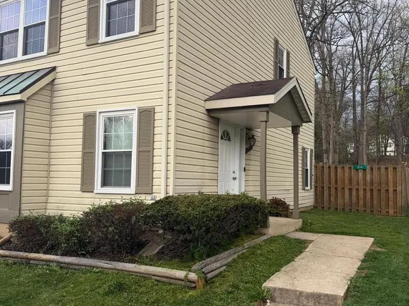 1746 Countrywood Ct, Landover, MD 20785