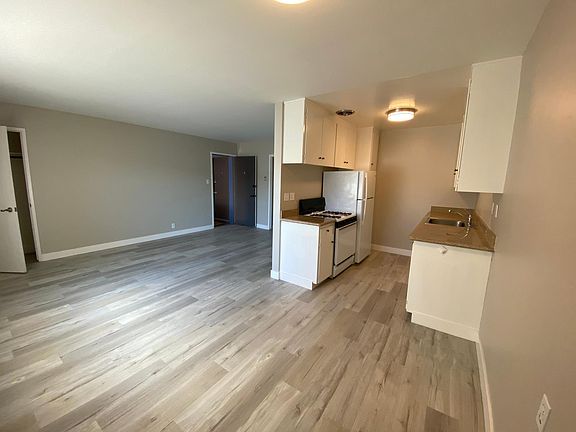 4th image of 1113 Haddon Dr APT 5