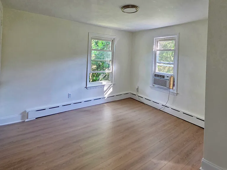 1430 Sussex Tpke #3 — Photo 7