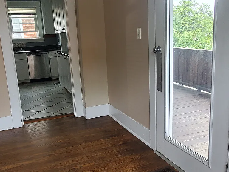 606 Riverland Rd SE — Photo 29