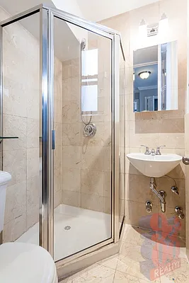 Rented by Centennial Properties NY | media 5